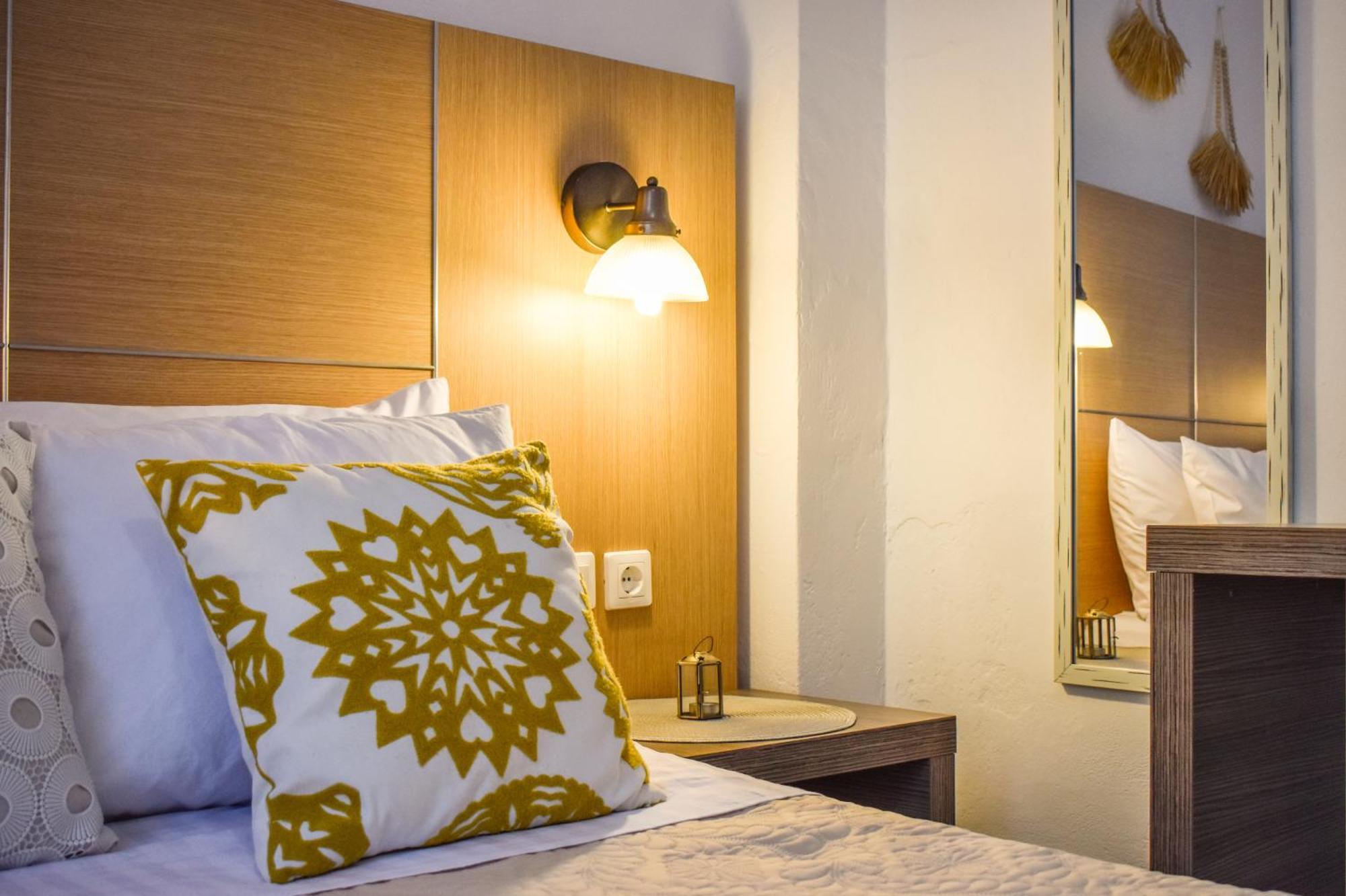 Bonsai Aparthotel Skiathos Town Bagian luar foto