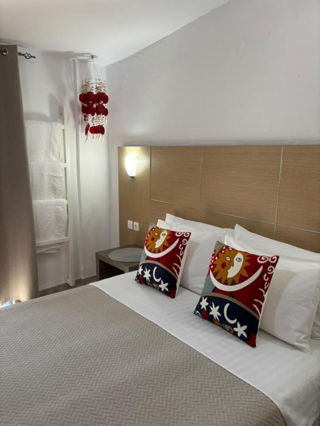 Bonsai Aparthotel Skiathos Town Bagian luar foto
